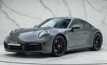Porsche 911 Carrera S (992) 1