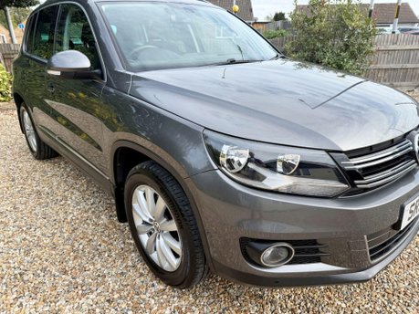 Volkswagen Tiguan 2.0 TDI BlueMotion Tech Match DSG 4WD Euro 5 (s/s) 5dr 7