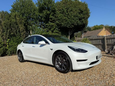 Tesla Model 3 Standard Range Plus Auto RWD 4dr 2