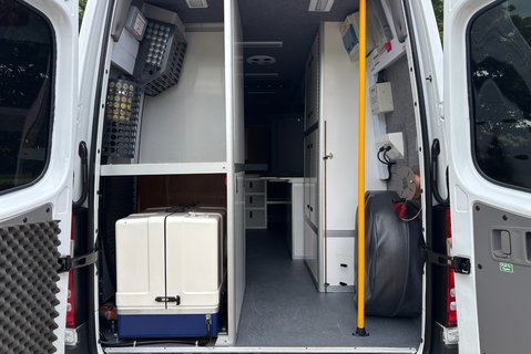 Mercedes-Benz Sprinter 519 Cdi V6 Mobile Command Unit - Generator / Air Con / Ex MOD 15