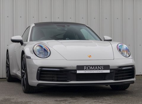 Porsche 911 Carrera S (992) 1