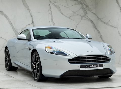 Aston Martin Virage 1
