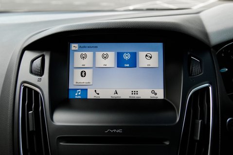 Ford Focus TITANIUM X 23