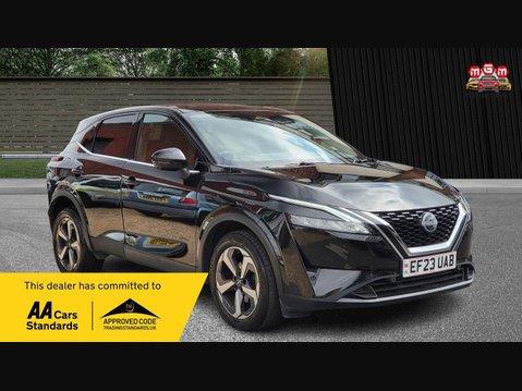 Nissan Qashqai DIG-T N-CONNECTA MHEV 1