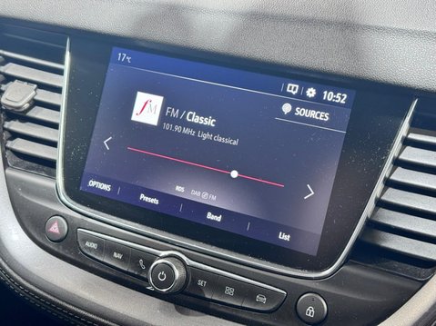 Vauxhall Grandland X 1.2 Turbo Sport Nav Auto Euro 6 (s/s) 5dr 17