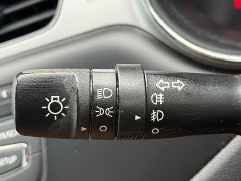 Kia Ceed 1.6 CRDi EcoDynamics 2 Euro 5 (s/s) 5dr 11