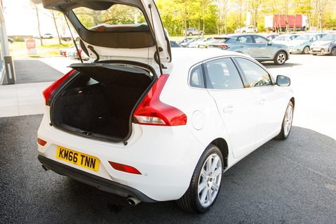 Volvo V40 D3 INSCRIPTION 35