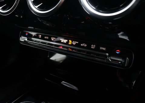 Mercedes-Benz A Class 2.0 A 200 D AMG Line Auto 5dr 31