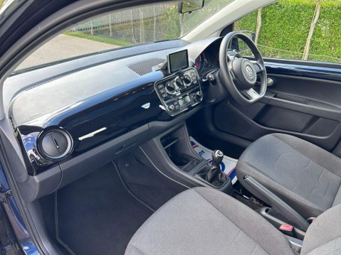 Volkswagen Up 1.0 BlueMotion Tech Move up! Euro 5 (s/s) 5dr 10