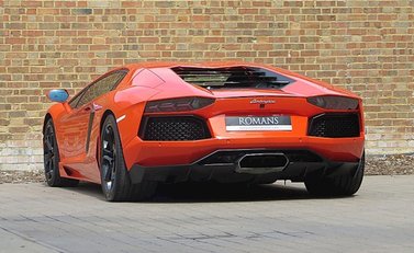 Lamborghini Aventador LP 700-4 3