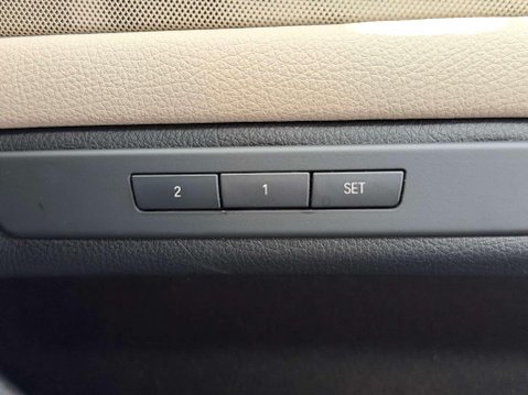 BMW 5 Series 3.0 535d M Sport Touring 5dr Diesel Auto Euro 6 (s/s) (313 ps) 51