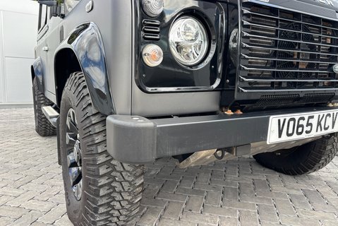 Land Rover Defender 90 TD Autobiography Station Wagon - 1/100 Made - LR Service History 20