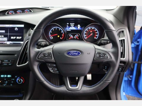 Ford Focus 2.3 Focus RS 4WD 5dr 42