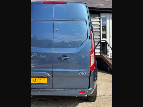 Ford Transit Custom 2.0 340 EcoBlue Limited Panel Van 5dr Diesel Auto L2 H2 Euro 6 (s/s) (170 p 14