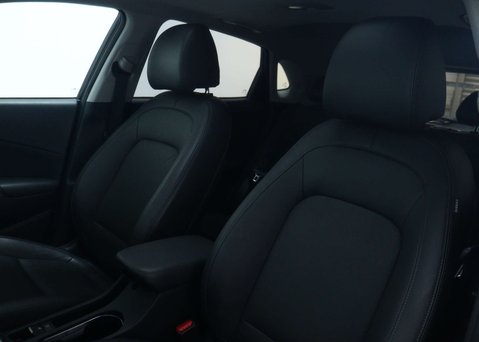 Hyundai KONA 1.6 h-GDi Ultimate SUV 5dr Petrol Hybrid DCT Euro 6 (s/s) (141 ps) 51