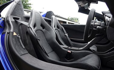 McLaren 675 LT Spider 12