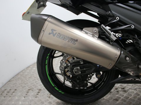 Kawasaki ZZR1400 ZZR1400 ZX 1400 Final Edition 22