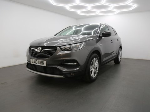 Vauxhall Grandland X 1.2 Turbo Design Line Euro 6 (s/s) 5dr 3