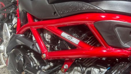 Suzuki SV650 2018 30K NEW MOT NAKED 650CC A2 V TWIN SERVICED 15