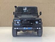 Land Rover Defender 2.2 Defender 90 Hard Top TD 4WD 5dr 2