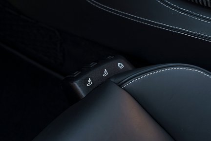 Mercedes-Benz SLS AMG Gullwing 23