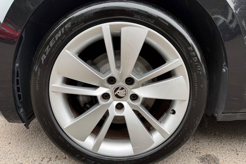 Skoda Superb SE L EXECUTIVE TDI - PANORAMIC SUNROOF  62