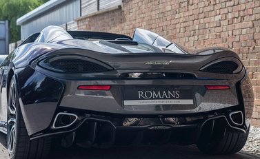 McLaren 570S Spider 27