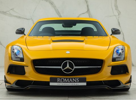 Mercedes-Benz SLS AMG Black Series 10