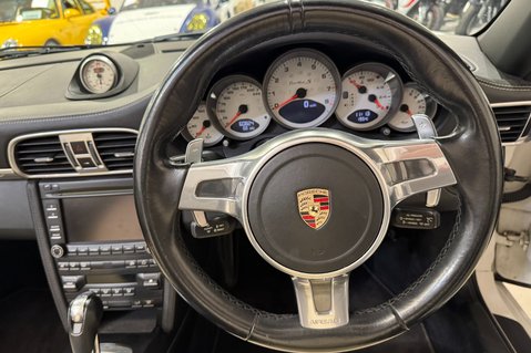 Porsche 911 997.2 TURBO S PDK 12