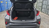 Toyota C-HR 1.8 VVT-h Dynamic SUV 5dr Petrol Hybrid CVT Euro 6 (s/s) (122 ps) 31