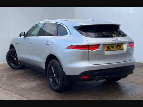 Jaguar F-Pace 2.0 F-PACE Prestige AWD D Auto 4WD 5dr 48
