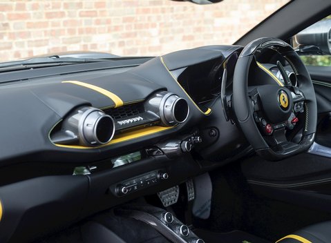 Ferrari 812 Superfast 14