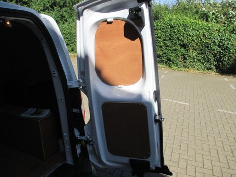 Ford Transit Courier 1.0 EcoBoost Leader L1 Euro 6 (s/s) 5dr 42