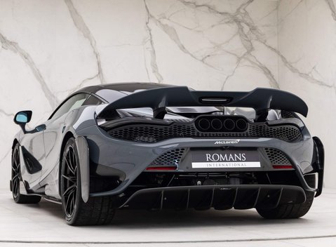 McLaren 765LT V8 SSG 5