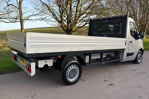 Renault Master LL35 Business 145 ps dCi Dropside Truck - Air Con & Sat Nav 2
