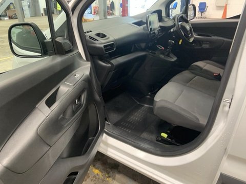Peugeot Partner BLUEHDI PROFESSIONAL PREMIUM PLUS L1 13