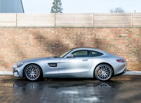 Mercedes-Benz Amg GT GT S 2