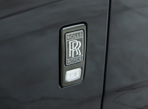 Rolls-Royce Cullinan Black Badge 40