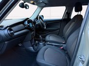 Mini Hatch 1.5 Cooper Classic Auto 5dr 10