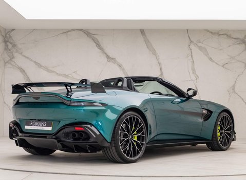 Aston Martin Vantage F1 Edition Roadster 23