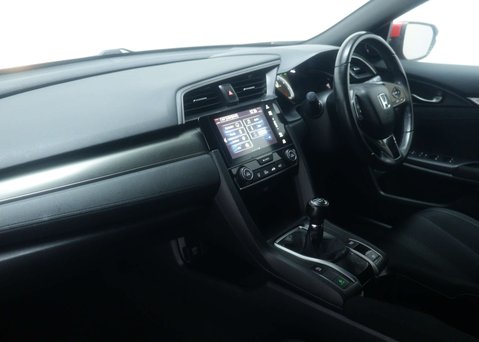 Honda Civic 1.0 Civic SR VTec 5dr 44