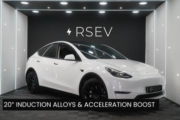 Tesla Model Y LONG RANGE AWD 20" Induction Alloys Acceleration Boost One Owner GROK AI 