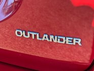 Mitsubishi Outlander DI-D 3 24