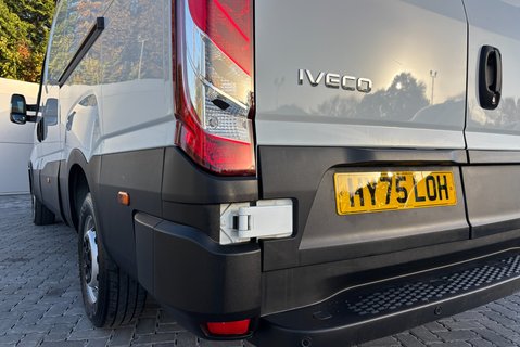 Iveco Daily 35S14V 3520L Business Hi-Matic Panel Van 25