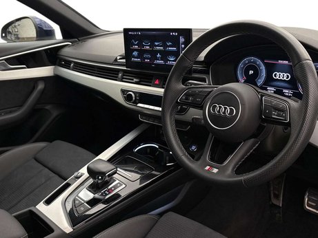 Audi A4 2.0 A4 S Line 35 TFSI MHEV Semi-Auto 4dr 3
