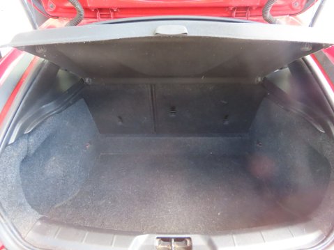 Volvo V40 D2 R-DESIGN 9