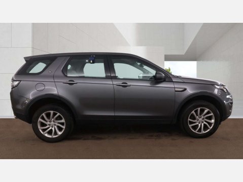 Land Rover Discovery Sport 2.0 Discovery Sport SE Tech TD4 Auto 4WD 5dr 5