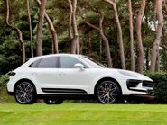 Porsche Macan S PDK 15