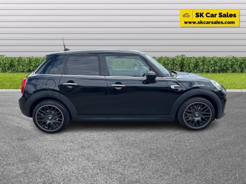 Mini Hatch 1.5 Cooper Euro 6 (s/s) 5dr 3