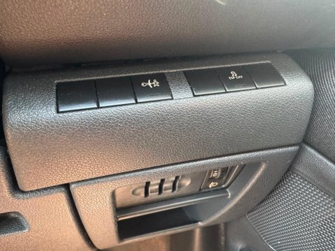 Peugeot 3008 1.6 HDi Active Euro 5 5dr 14